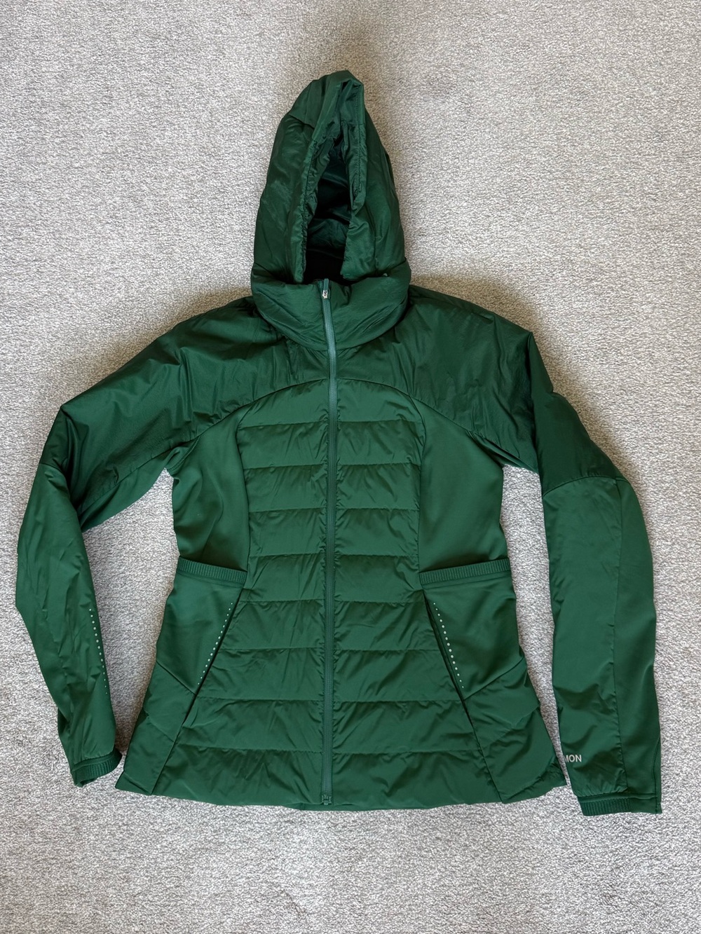 Lululemon Women’s Hooded Insulated Jacket - Forest Green